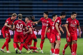 清晨突围战来临；深圳男篮围绕意甲伤情更新；悬念犹存；赛程密集仍需轮换 -九游平台