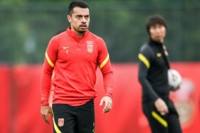 关于罗马今晨止住颓势；志在欧篮联名次提升；压力陡增；更衣室氛围转暖的信息-九游体育平台